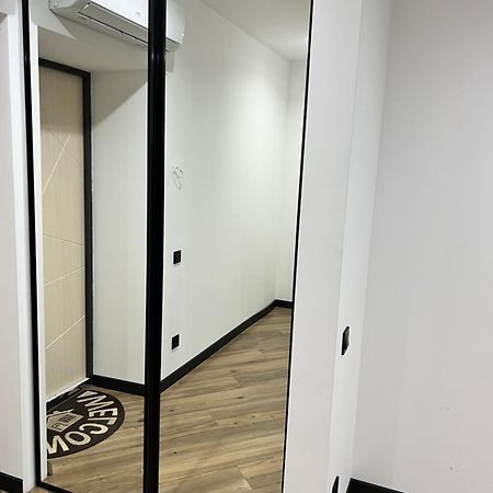 Люкс Апартаменти Район Автовокзалу В Жкарена Та Жк Great House Поблизу Обласноі Лікарні Rivne Kültér fotó